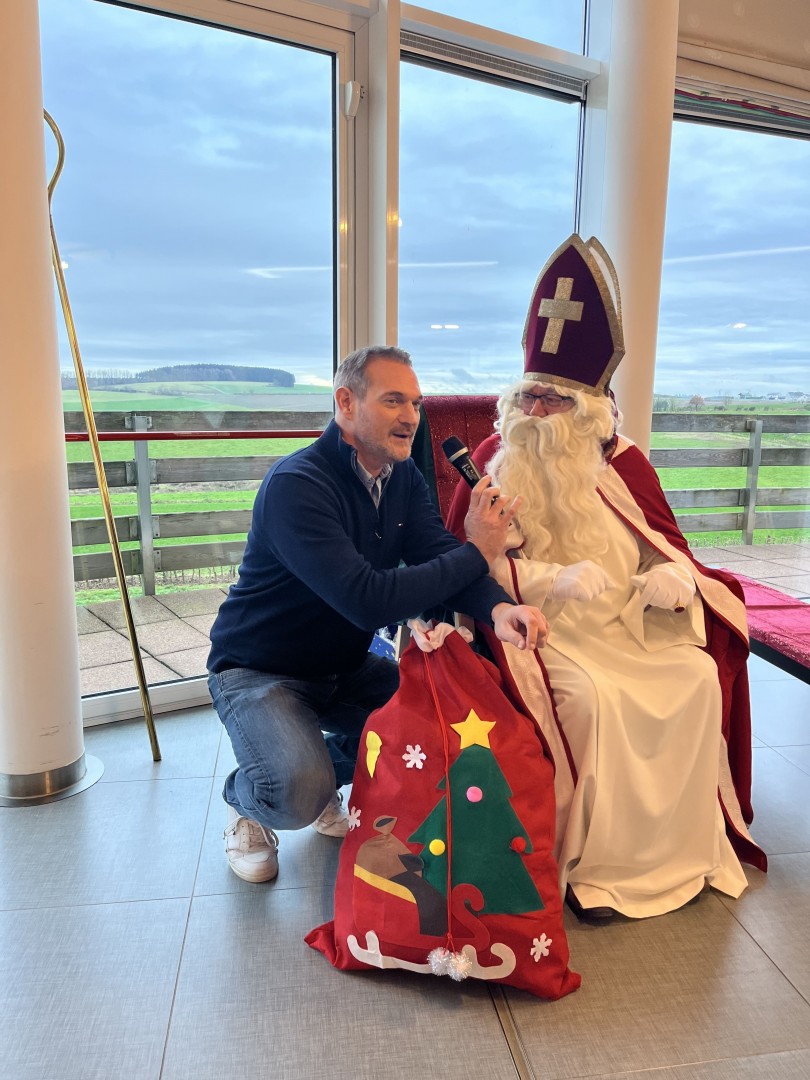 ô grand Saint-Nicolas...